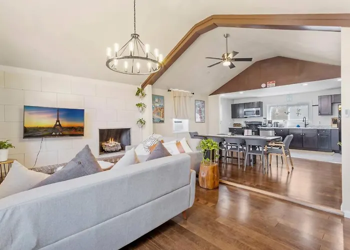 3 Bedrooms Ac Ranch Near Casinos And Beach